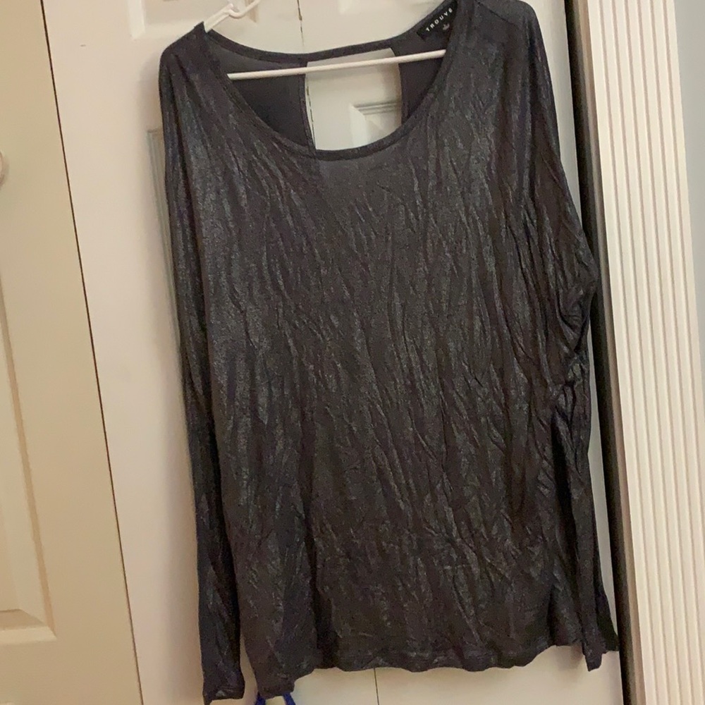 Women’s dressy blouse